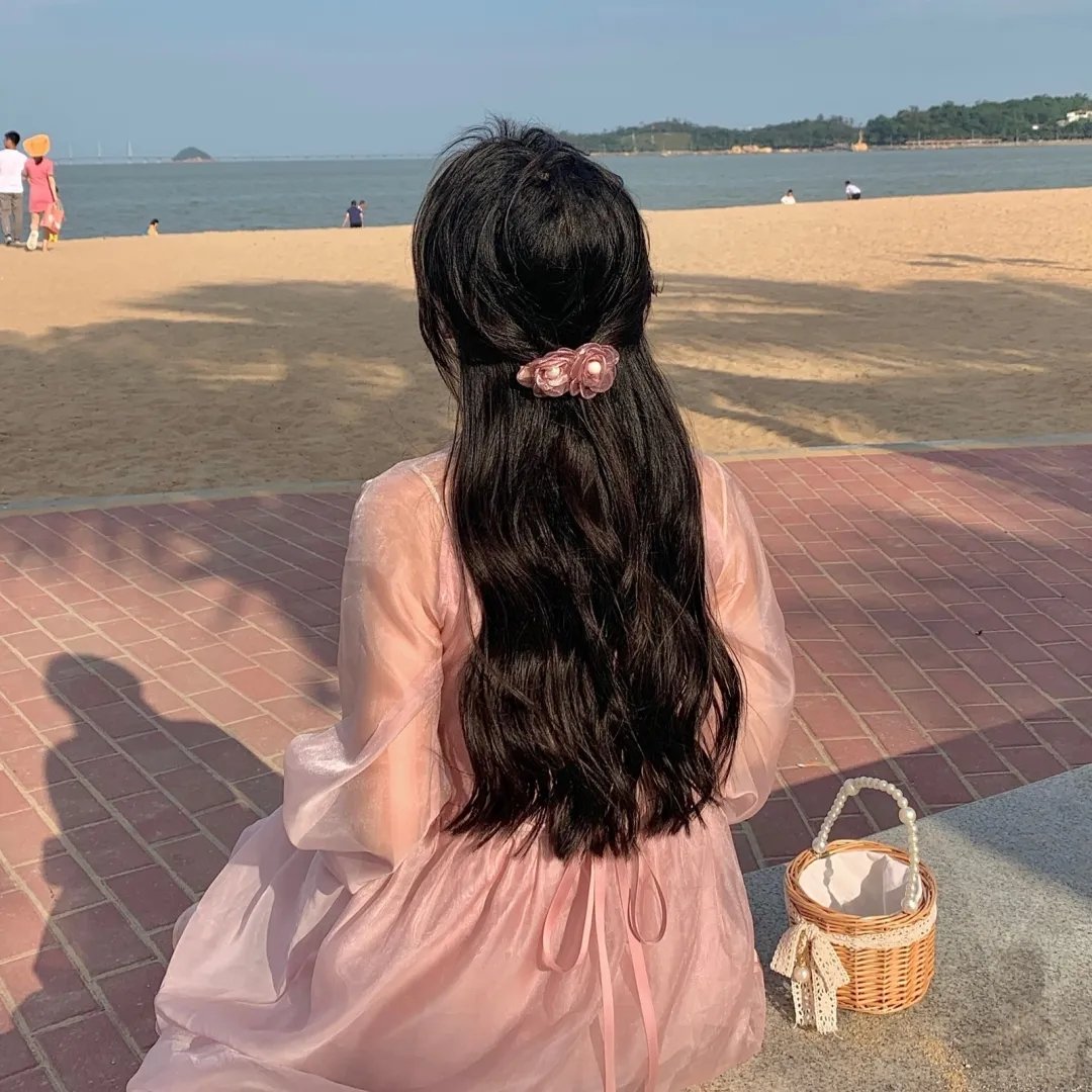 三个男人一个摇篮